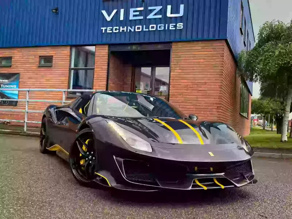 Black Ferrari Pista