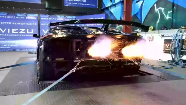 Lamborghini Aventador Exhaust Flames