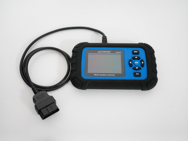 Autophix DM5600 standalone from the front