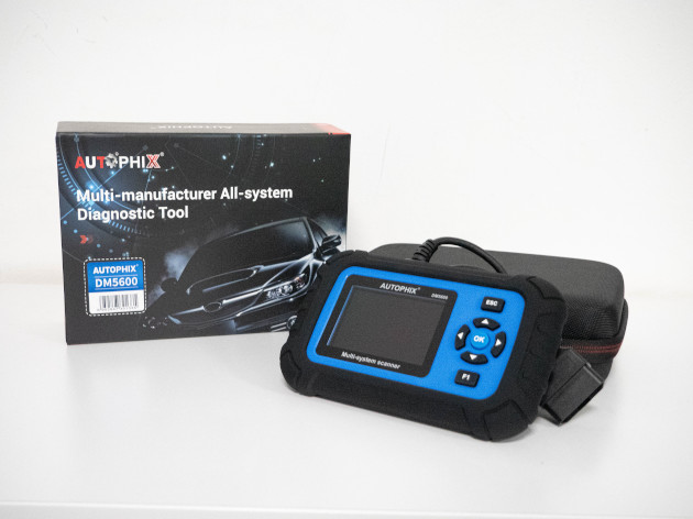 Autophix DM5600 with case and packaging box