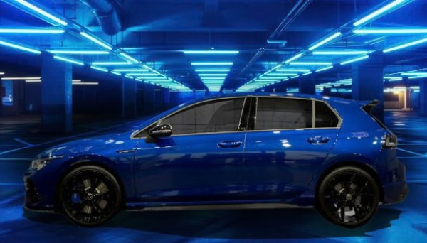 VW Golf R Katana Fire